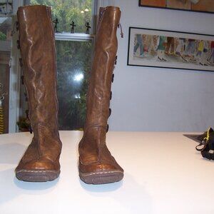 Born High Boots Size 7.5 Soft Brown Distressed Leather